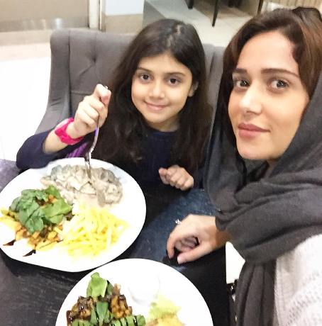 شباهت پریناز ایزدیار و خواهرزاده اش! +عکس